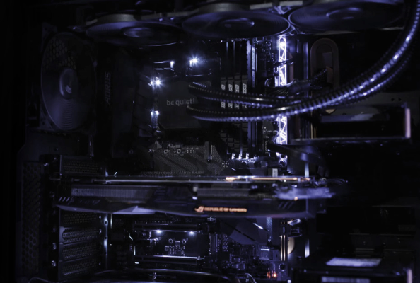 Με σκληρυμένο γυαλί στο πλάι (tempered glass)