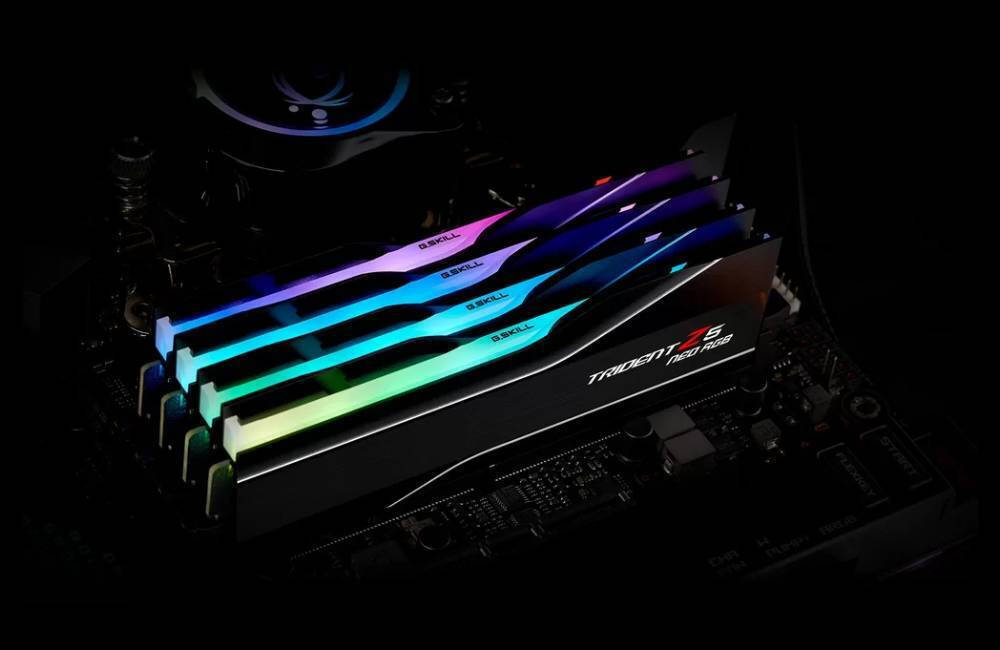 Λεπτή Μπάρα RGB Φωτισμού