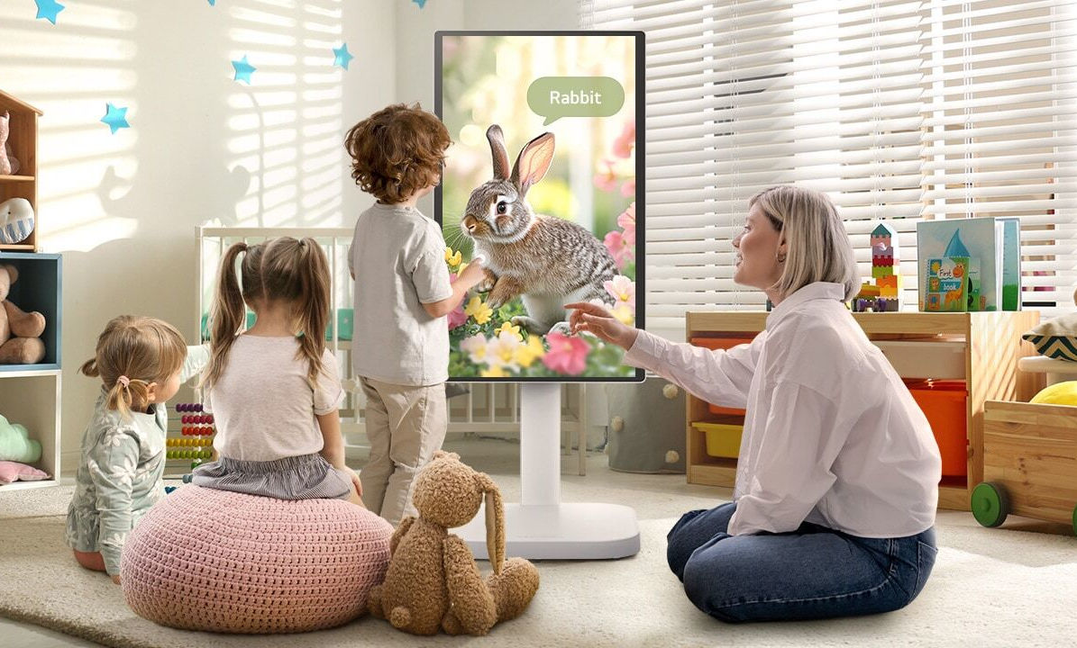 Οθόνη αφής IPS 4K UHD 31,5 ιντσών